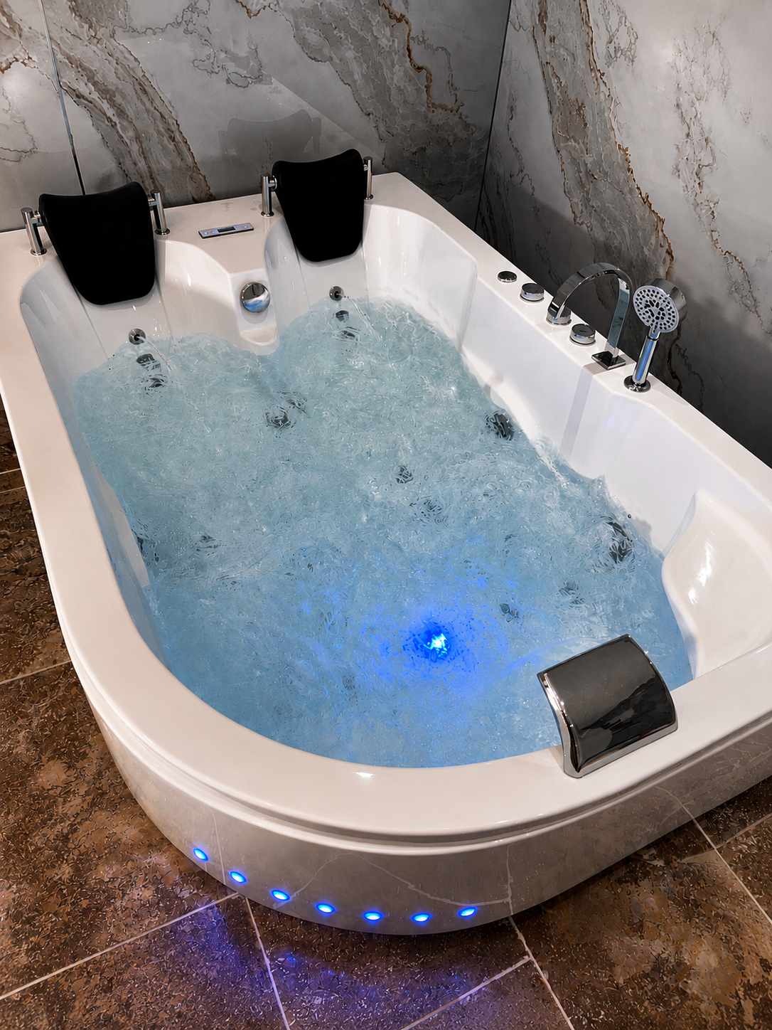 Jacuzzi privatif de la suite Dolce Notte